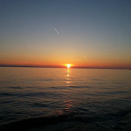Levanat Apartman Zára